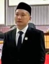 Saol Pergantian Pj. Kepala Desa, Ketua DPRD Labusel Enggan Beri Tanggapan